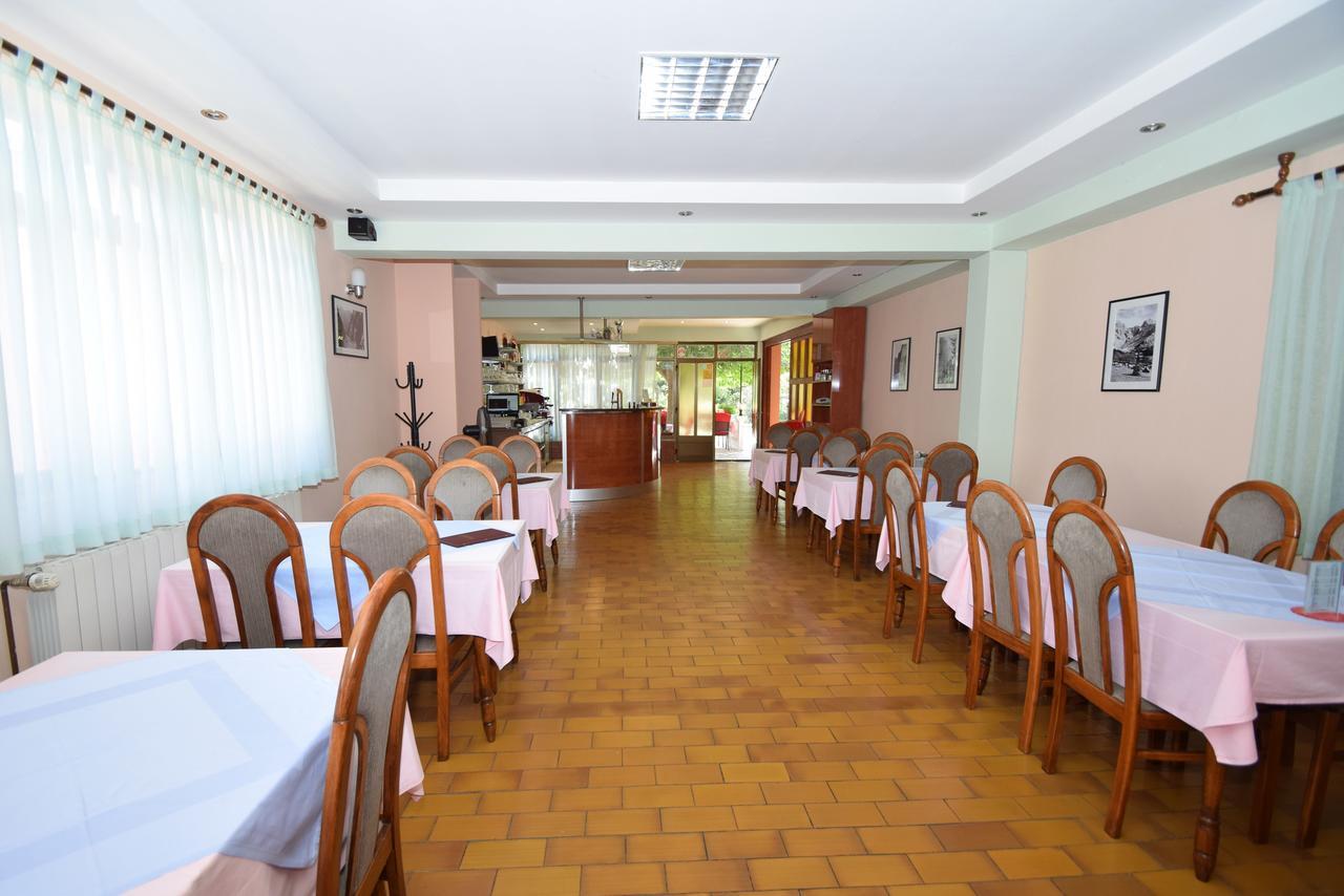 Guest House Podgorje Seline Exterior foto